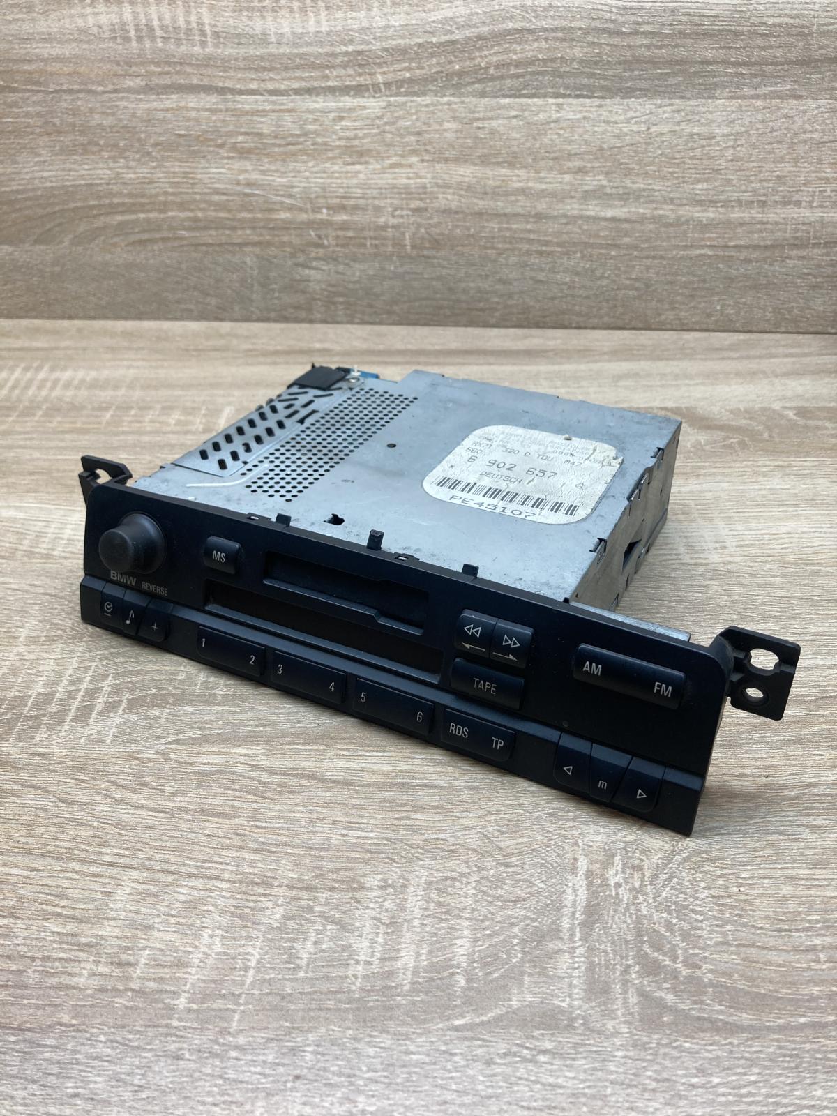 6902657   Radio/CD/DVD/GPS head unit BMW 3 E46
