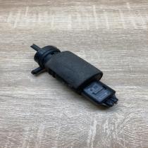 8362154 008017  Windscreen/windshield washer pump BMW 3 E46