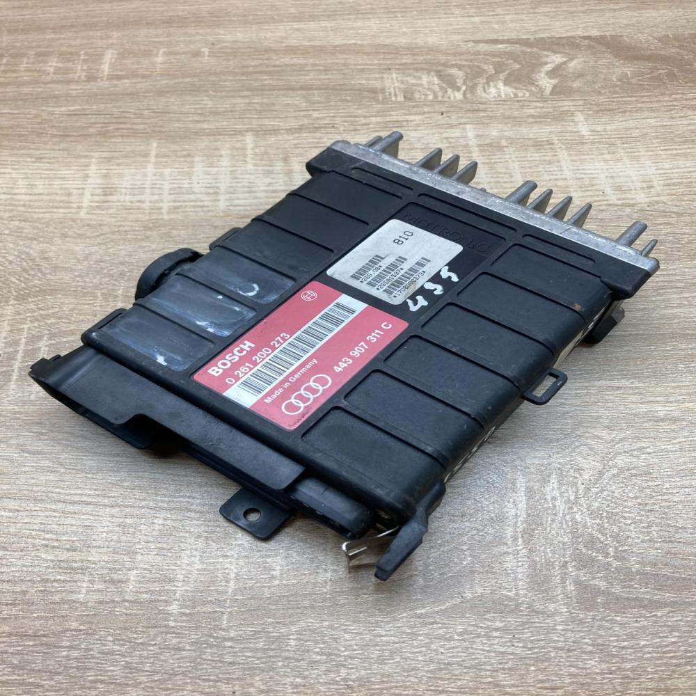443907311C 0261200273  Engine control unit/module ECU Audi 80 90 S2 B4