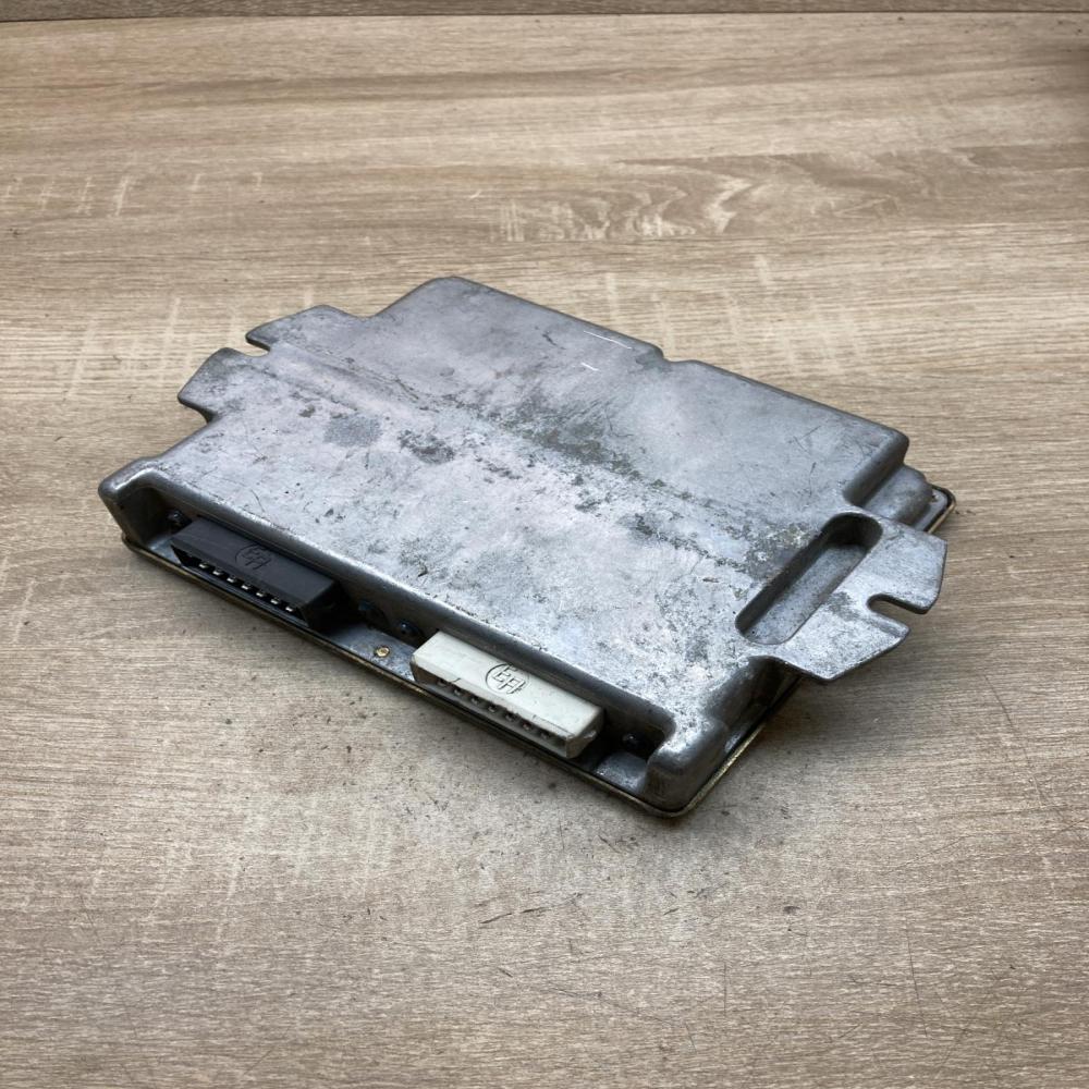 9608383180 174000 7013  Suspension control unit/module Peugeot 605