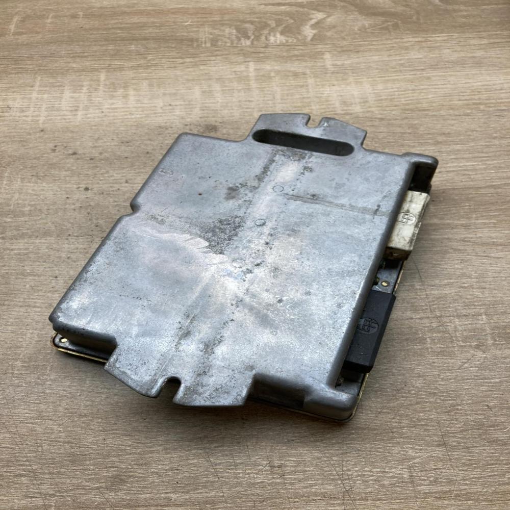 9608383280 174000 7020  Suspension control unit/module Peugeot 605