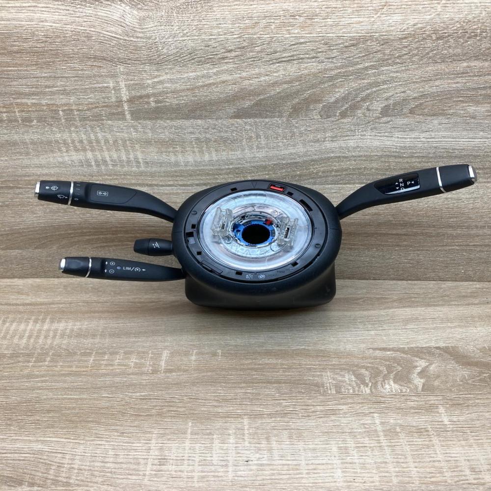 A2929000400 10103618  Wiper turn signal indicator stalk/switch Mercedes-Benz GLE