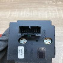 30669734   Light switch Volvo V50