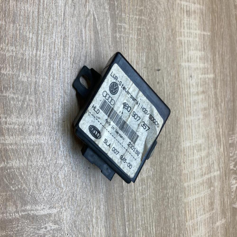 4B0907357 230198  Light module LCM Audi A6 S6 C5 4B