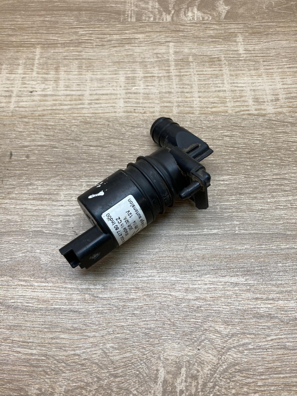 9643447780 008024  Windscreen/windshield washer pump Peugeot 407