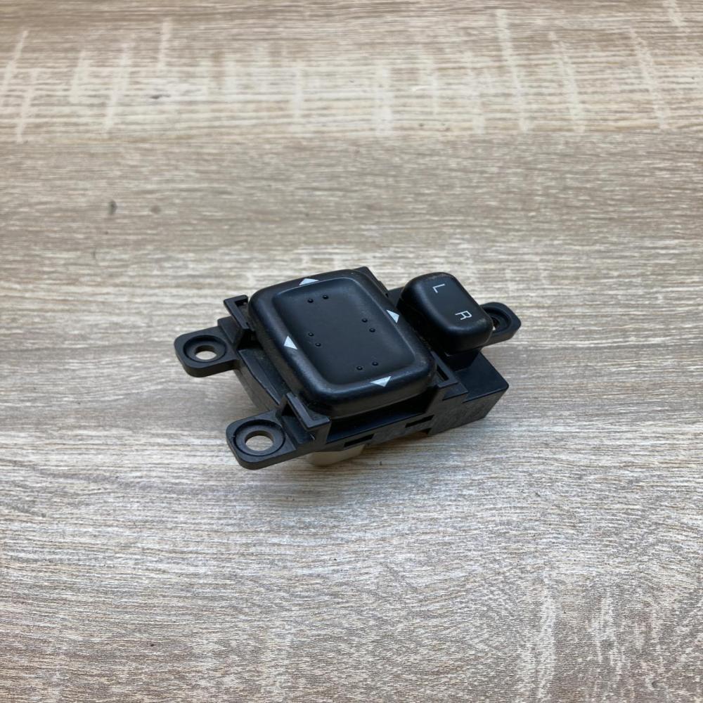 183608   Wing mirror switch Toyota Corolla Verso AR10