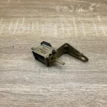 437906283   Airbag deployment crash/impact sensor Audi A6 S6 C4 4A