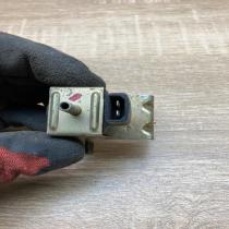 437906283   Airbag deployment crash/impact sensor Audi A6 S6 C4 4A