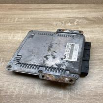 8200211711 0281010637  Engine control unit/module ECU Renault Laguna II