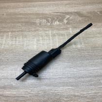 8377612   Windscreen/windshield washer pump BMW 7 E65 E66