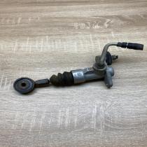 8D1721401   Clutch master cylinder Audi A4 S4 B5 8D