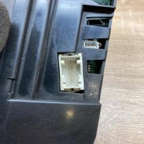 6901307   Climate control unit BMW 7 E38