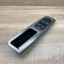 8663817 30710487  Electric window control switch Volvo V50