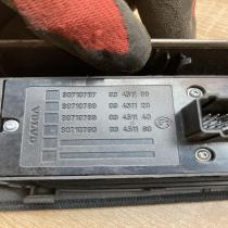 8663817 30710487  Electric window control switch Volvo V50