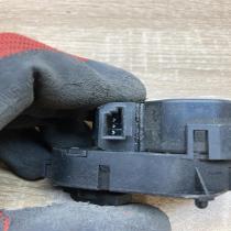 6917941 512a  Air flap motor/actuator BMW 5 E39