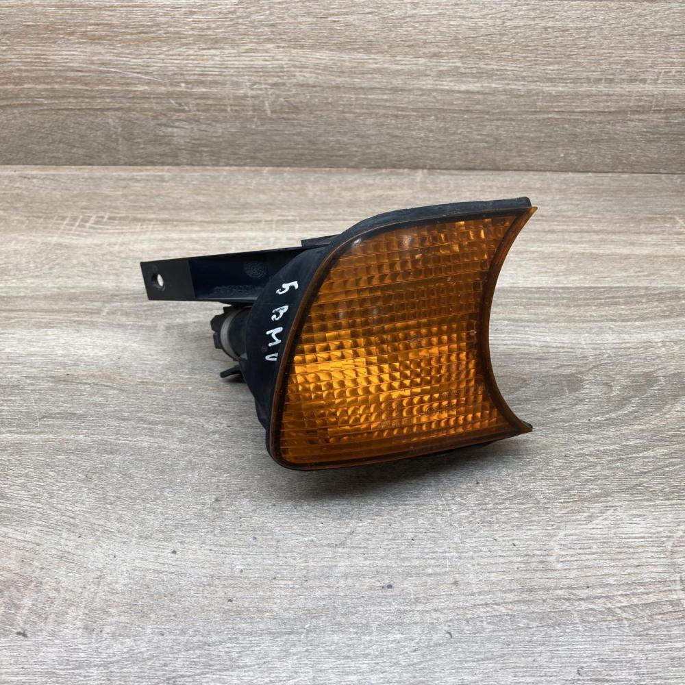 1384034 1384032 155244 Front indicator light BMW 5 E34