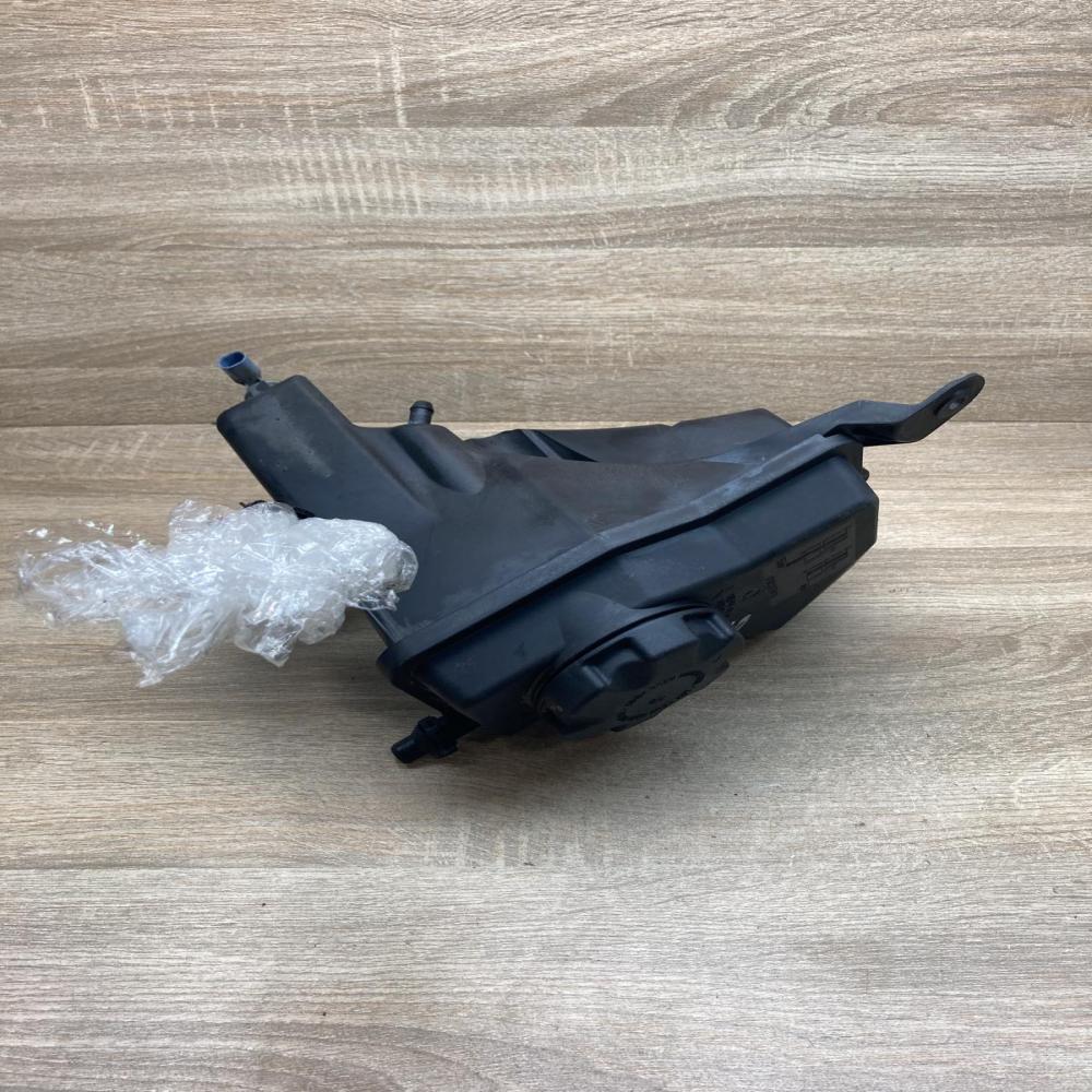 7804890   Coolant expansion tank/reservoir BMW 3 E90 E91