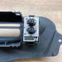 7700840697   Dashboard trim Renault Scenic I