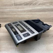 88650 13050 177300 7221 177300 7221 Radio/CD/DVD/GPS head unit Toyota Corolla E1