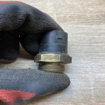 1H09594818   Coolant temperature sensor Volkswagen Sharan