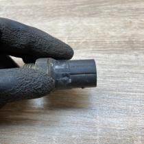 1H09594818   Coolant temperature sensor Volkswagen Sharan