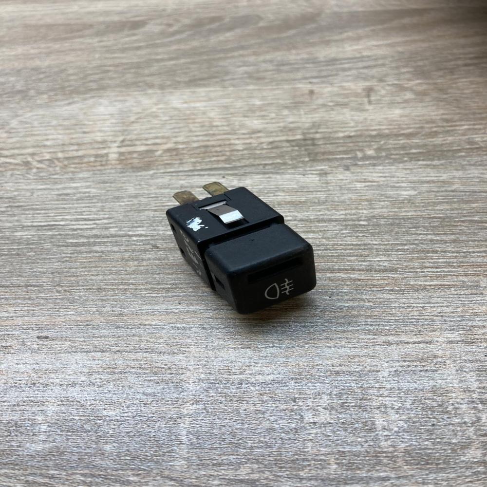 90228201 S501356  Fog light switch Opel Astra F