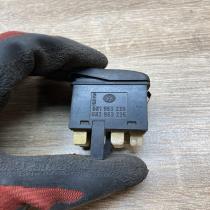 6N1953235   Hazard light switch Volkswagen Polo III 6N 6N2 6NF
