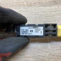 4B0959643C 250302  Airbag deployment crash/impact sensor Audi A6 S6 C5 4B
