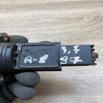 762113A   Sensor Audi A8 S8 D2 4D