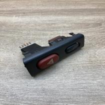 7700822866   Hazard light switch Renault Laguna I