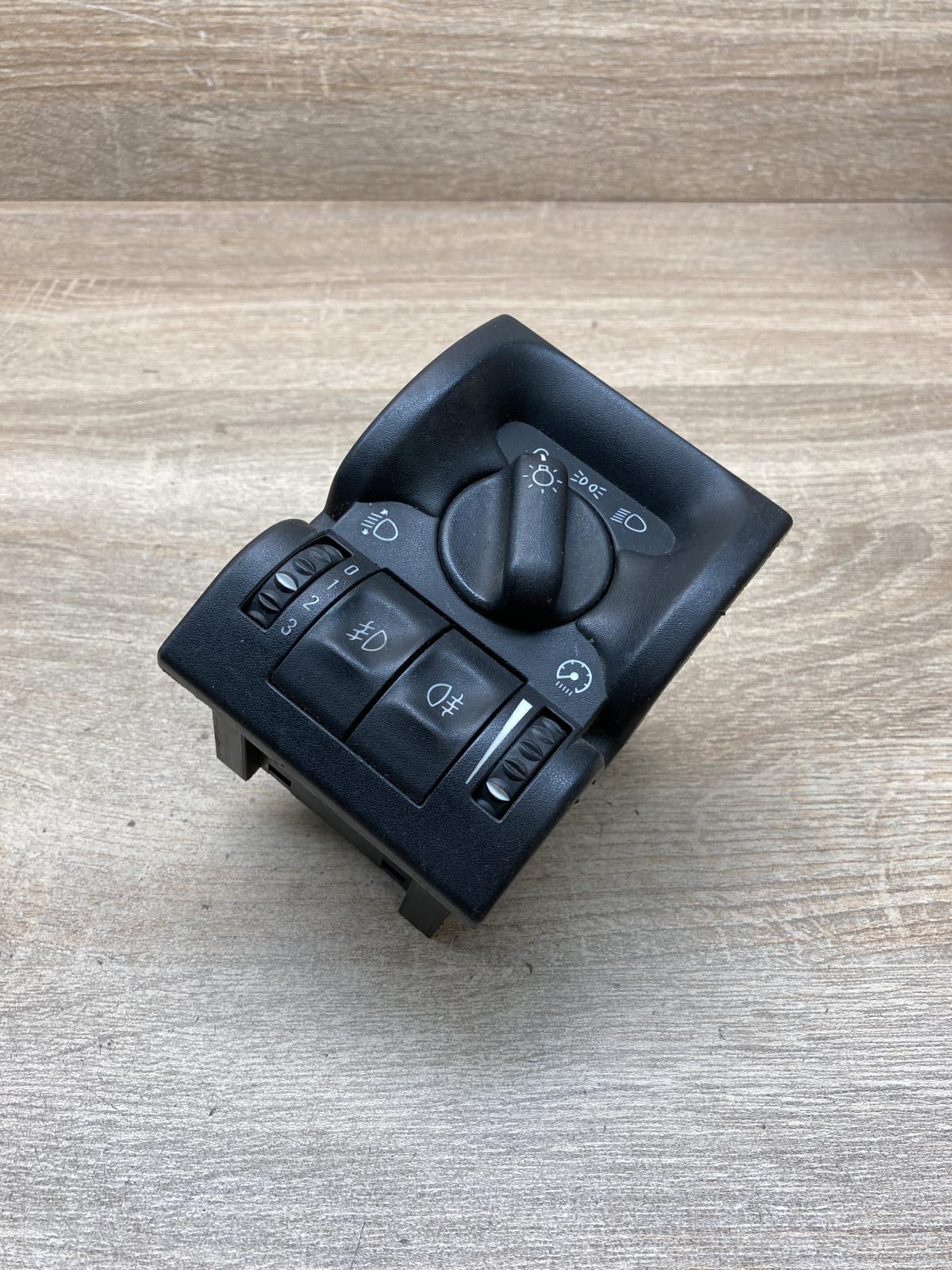 90569814 90504968  Light switch Opel Vectra B