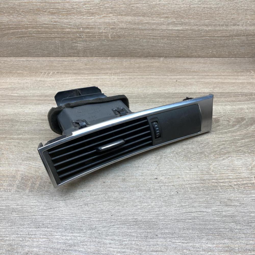 4F1820901C   Dashboard side air vent grill/cover trim Audi A6 S6 C6 4F