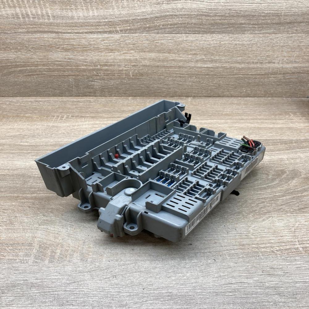 6906607   Fuse module BMW 3 E90 E91