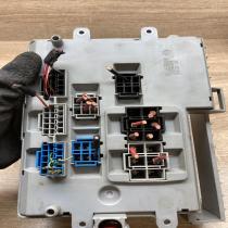 6906607   Fuse module BMW 3 E90 E91