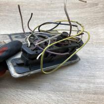 95BB 9F480 AA   Ignition amplifier control unit Ford Mondeo MK I