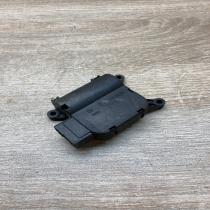 0132801362 0Z116880 292  Air flap motor/actuator Volkswagen Golf VI