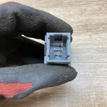 7700417488B   Electric window control switch Renault Laguna II