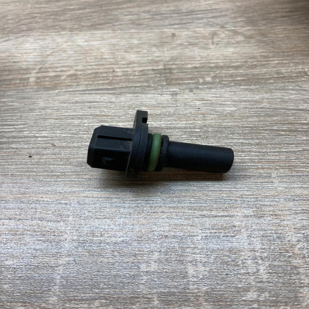 095927321C   ABS wheel speed sensor Volkswagen Golf III