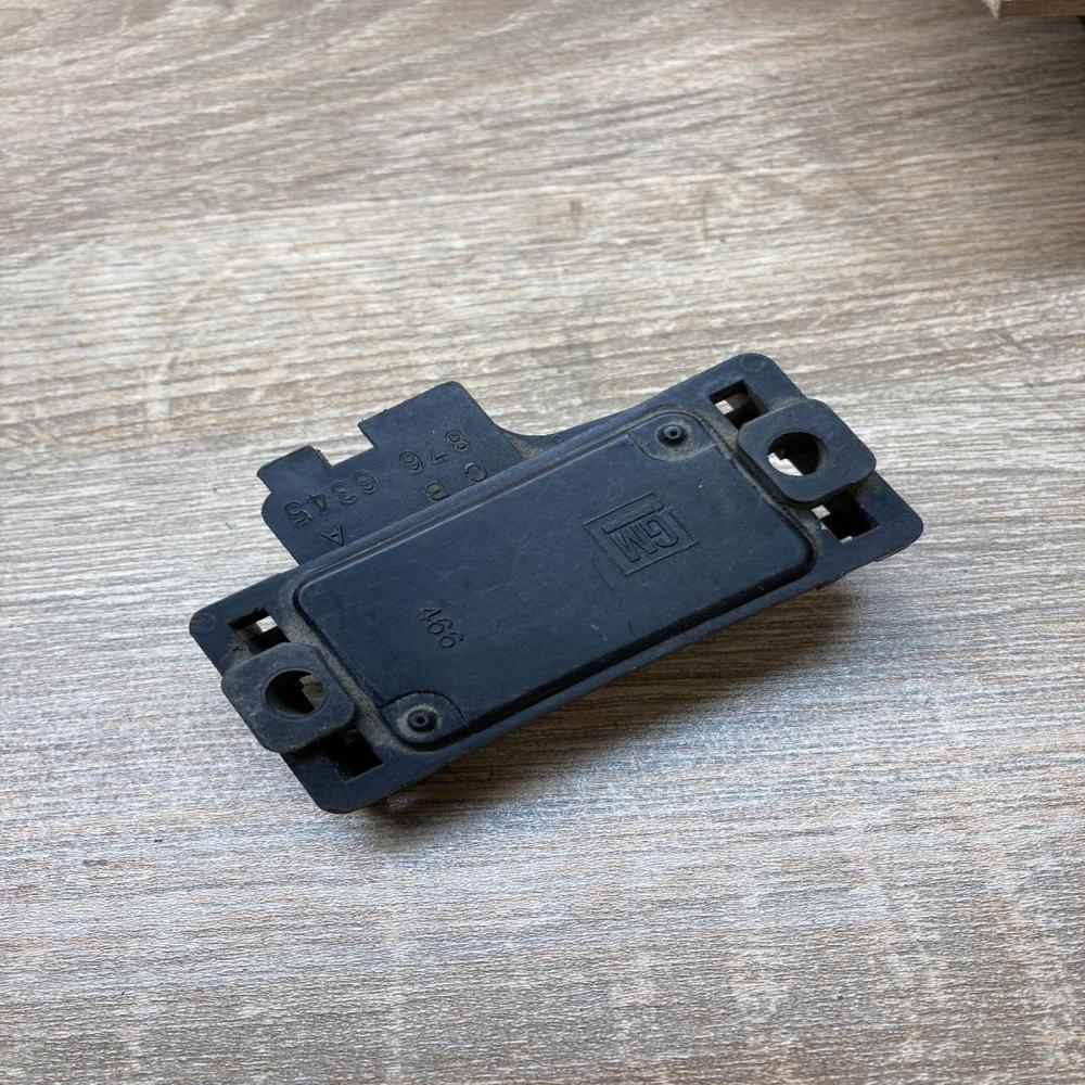 8766345   Vacuum valve Opel Astra F