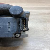 054133471   Mass air flow meter Audi A6 S6 C4 4A