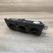 CB08A0A17   Climate control unit Mazda Premacy