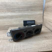 CB08A0A17   Climate control unit Mazda Premacy
