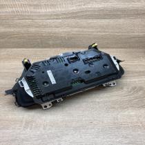 83800 0ZU80 MB157550 8304  Speedometer (instrument cluster) Toyota Auris E180