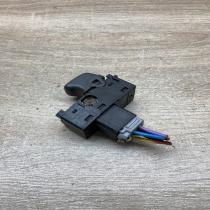 9476697 98W485  Electric window control switch Volvo S80