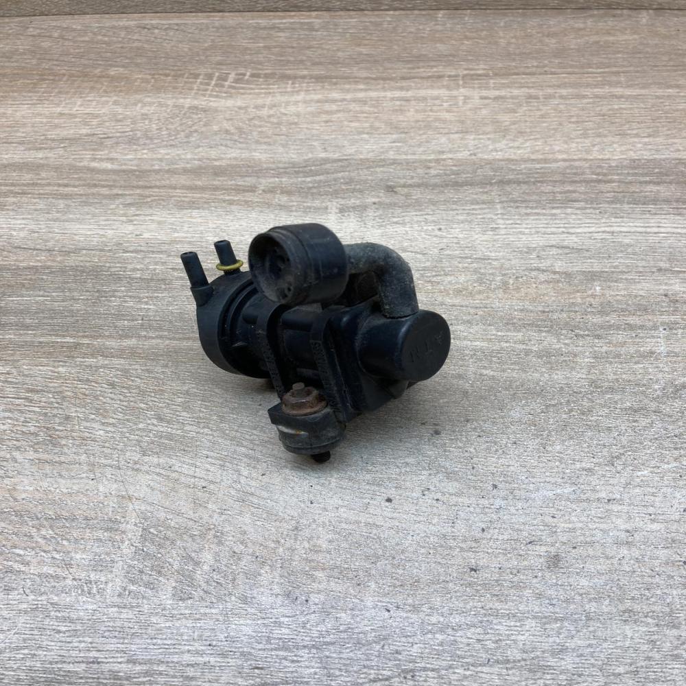 09128022   Turbo solenoid valve Opel Vectra C