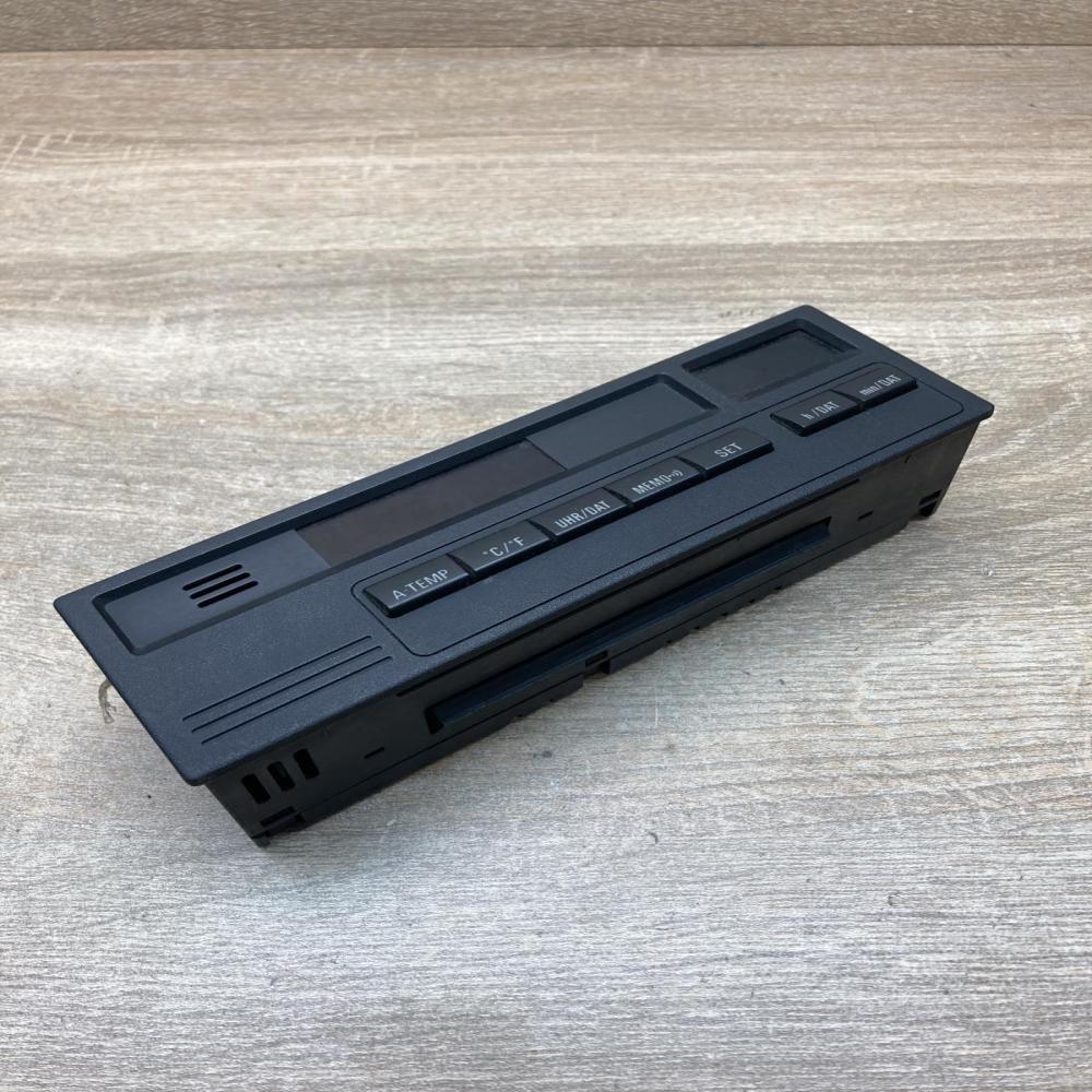 8363579   Screen/display/small screen BMW 3 E36