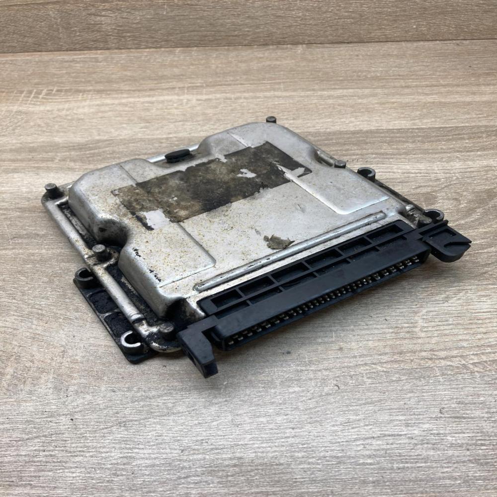 9635156580 0281001977  Engine control unit/module ECU Peugeot 406