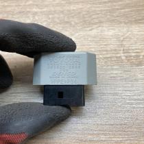 895A1 46010 061800 0840  Other relay Toyota Prius (XW20)