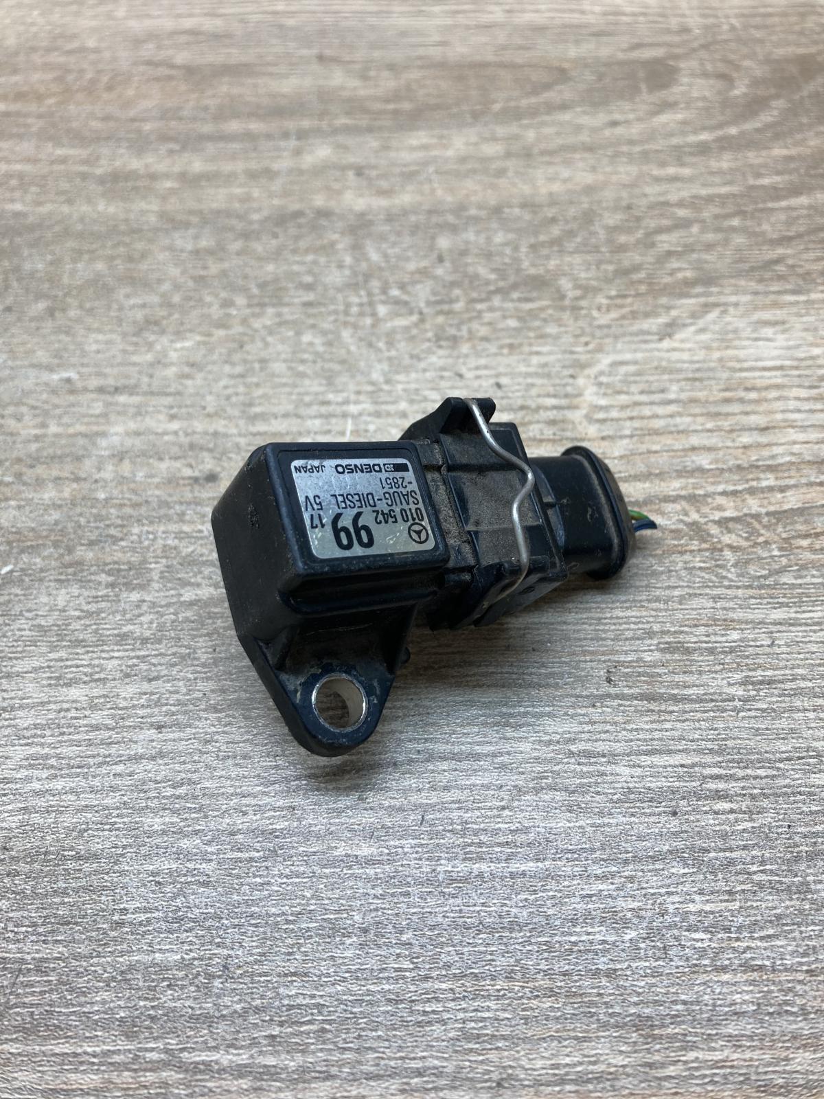 0105429917   Air pressure sensor Mercedes-Benz E W210