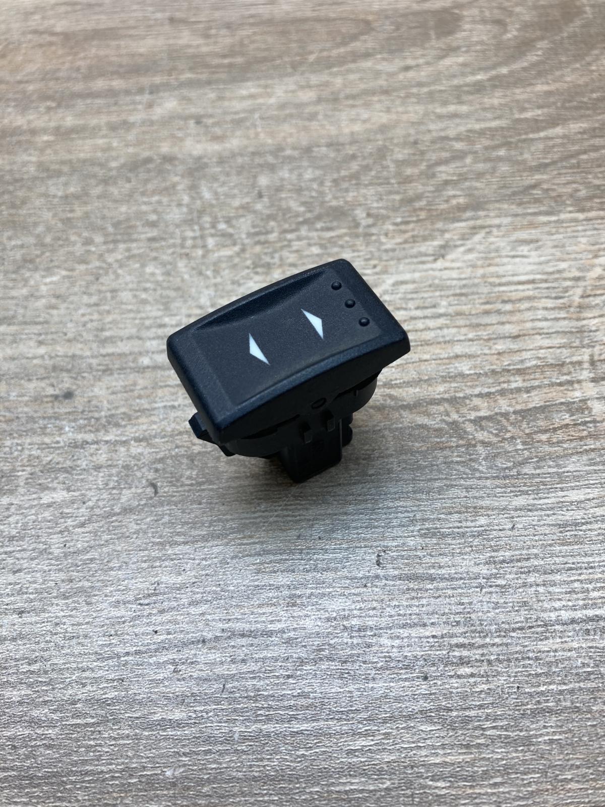 1S7T 14529 AB 14529 1S7T14529AB Electric window control switch Ford Mondeo Mk II